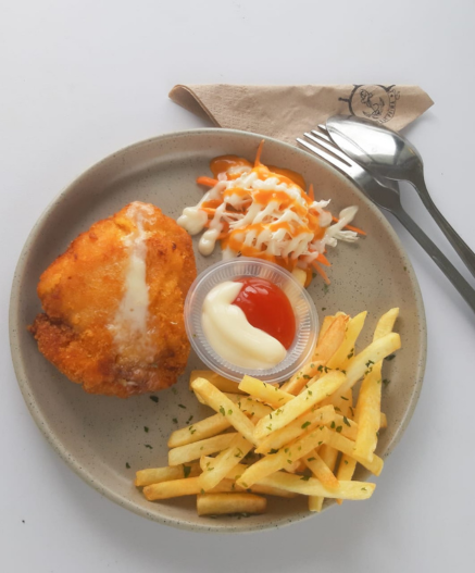 ilustrasi menu chiken cordon blue